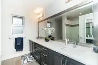 18065 67B AVENUE - thumbnail 17