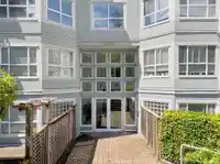 309 13939 LAUREL DRIVE - thumbnail 2
