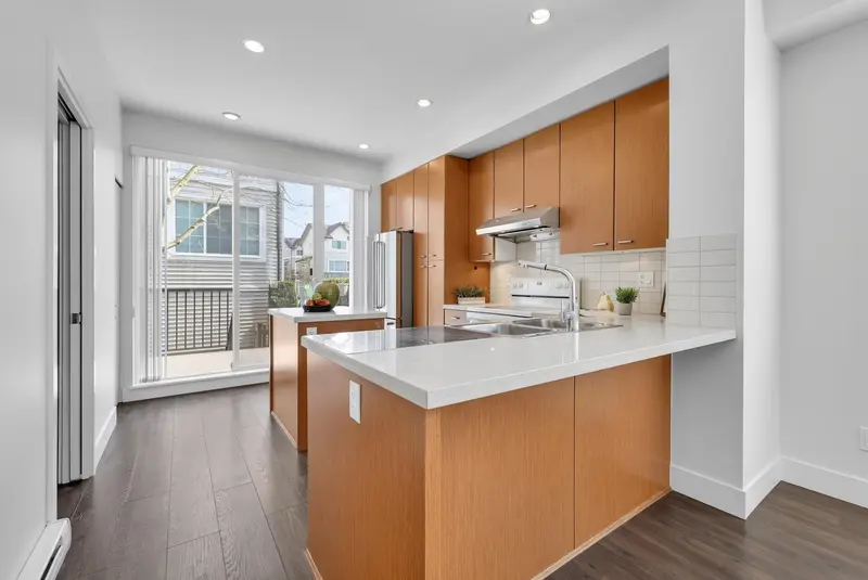 162 2450 161A STREET - photo 3 of 25