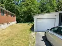 81 8220 KING GEORGE BOULEVARD - thumbnail 2