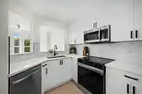 125 9979 140 STREET - thumbnail 3