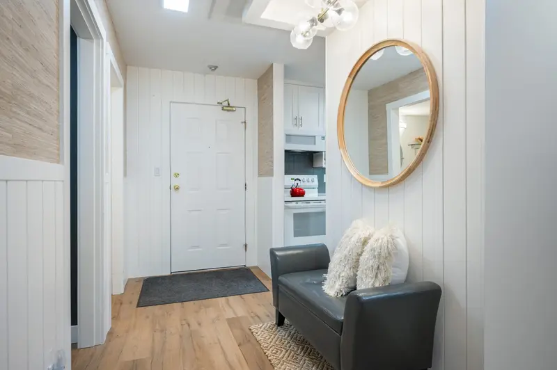 107 33375 MAYFAIR AVENUE - photo 2 of 25