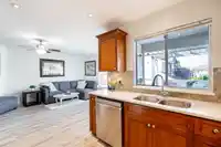 5885 186A STREET - thumbnail 12