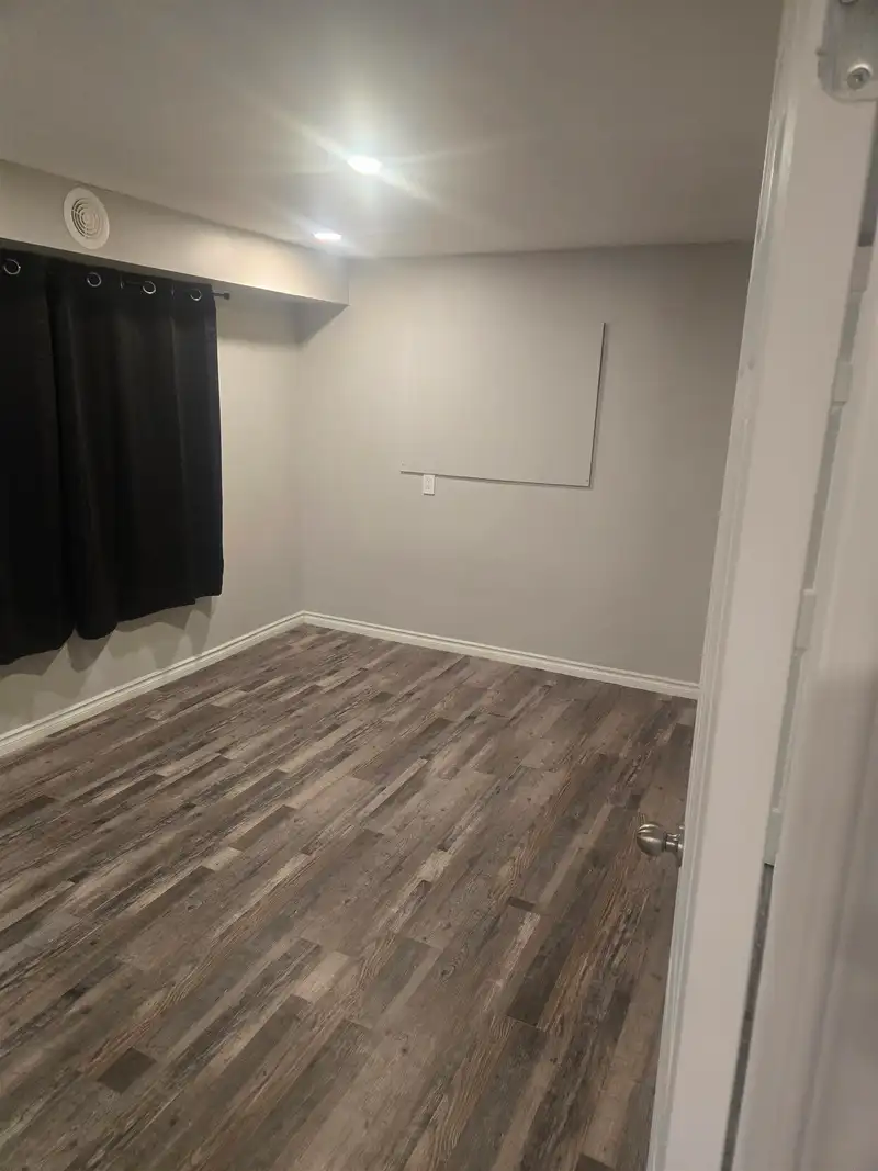 15041 PEACOCK PLACE - photo 2 of 10