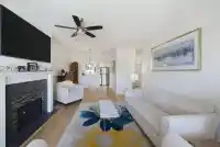219 13911 70 AVENUE - thumbnail 4