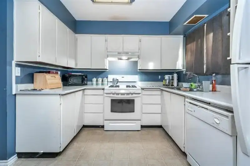 15032 RAVEN PLACE - photo 2 of 5