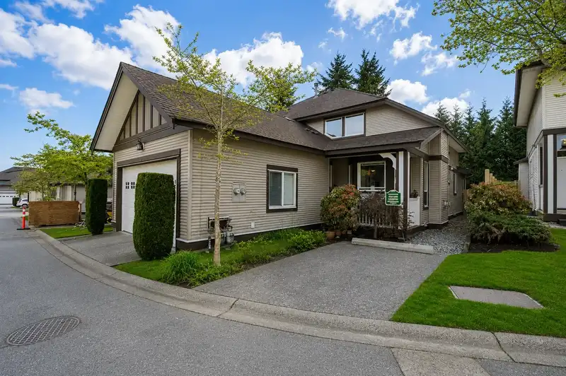 42 8250 158 STREET - photo 1 of 37