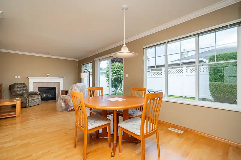 23 6885 184 STREET - photo 4 of 38
