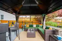 6464 185 STREET - thumbnail 2