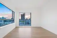 608 10777 138 STREET - thumbnail 3