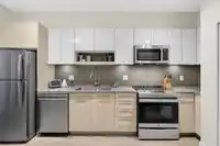 211 13768 108 AVENUE - thumbnail 1