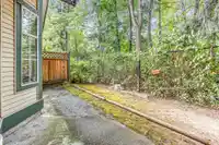 101 8655 KING GEORGE BOULEVARD - thumbnail 26
