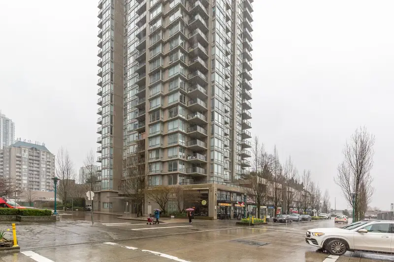 2001 2980 ATLANTIC AVENUE - photo 4 of 25