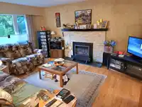 8566 144 STREET - thumbnail 2