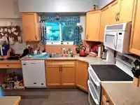 8566 144 STREET - thumbnail 9