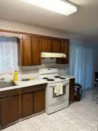 6738 128B STREET - thumbnail 9