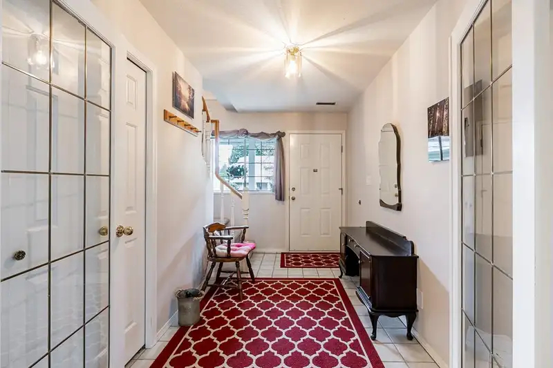 6075 133B STREET - photo 3 of 39