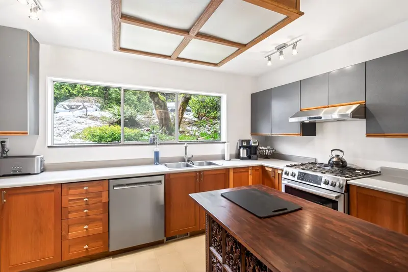 1174 CHATEAU PLACE - photo 2 of 24