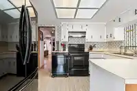 9630 139 STREET - thumbnail 6