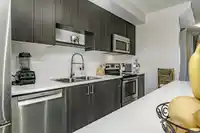 19 15340 GUILDFORD DRIVE - thumbnail 18