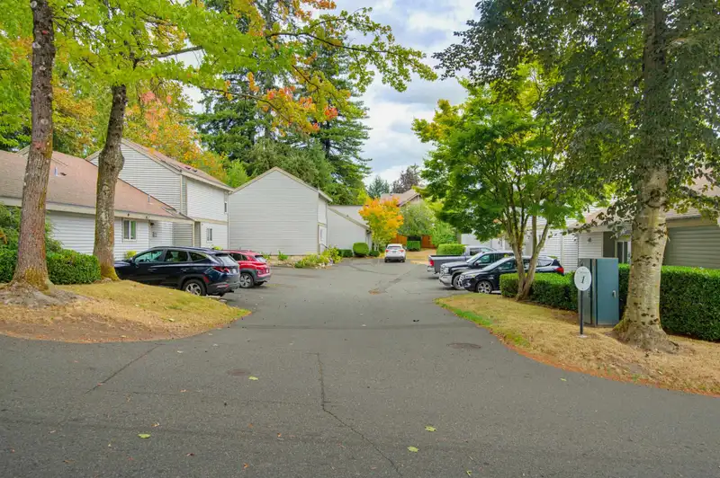 19207 FAIRWAY DRIVE - photo 1 of 36