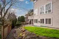 5800 167 STREET - thumbnail 38