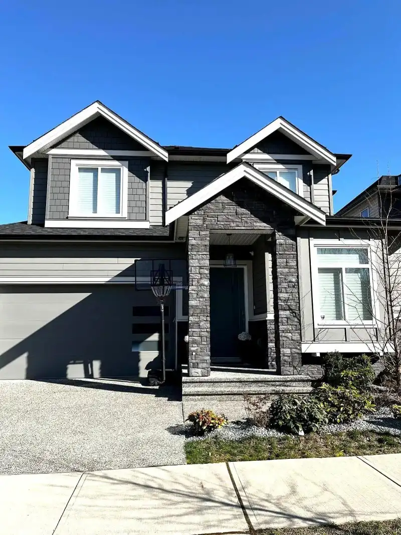 14271 61B AVENUE - photo 1 of 21
