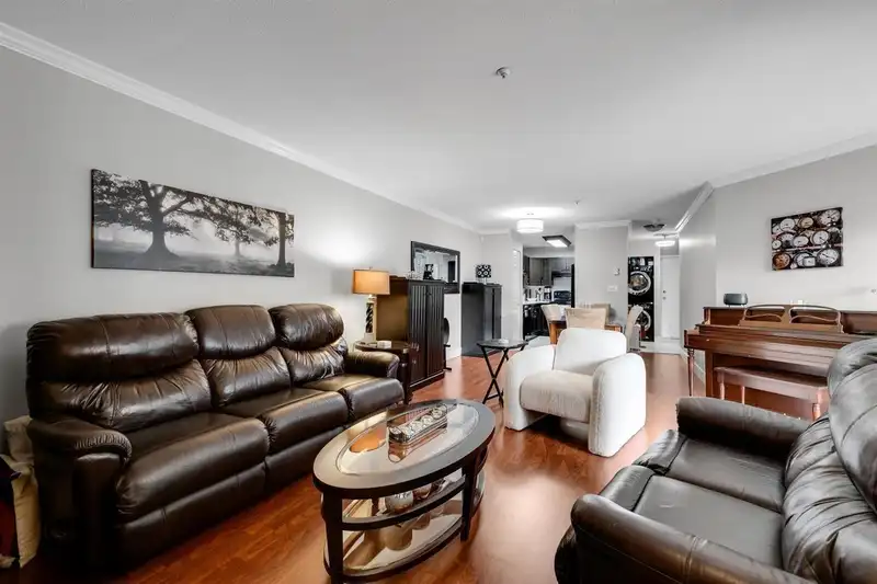 316 13733 74 AVENUE - photo 4 of 32