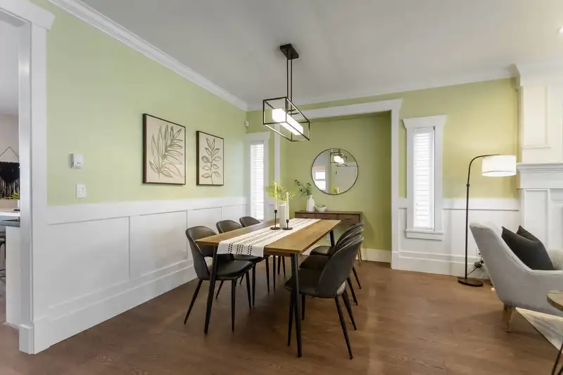 5856 131ST STREET - photo 4 of 28