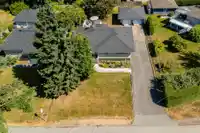 13759 111 AVENUE - thumbnail 4
