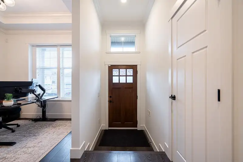 19162 73 AVENUE - photo 3 of 32