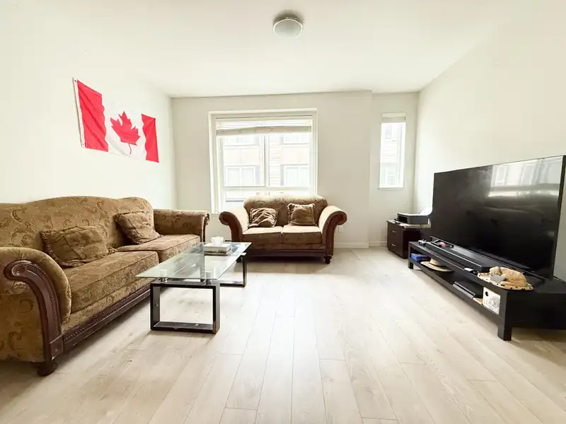 37 14555 68 AVENUE - photo 4 of 24