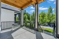 7068 194 STREET - thumbnail 3