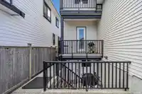 7068 194 STREET - thumbnail 38
