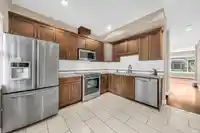 11 15933 86A AVENUE - thumbnail 5