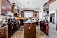 15984 92 AVENUE - thumbnail 11