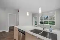 111 6468 195A STREET - thumbnail 10