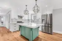13596 60 AVENUE - thumbnail 2