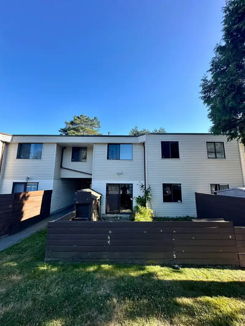 88 14135 104 AVENUE - photo 1 of 1