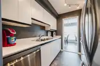 706 9830 WHALLEY BOULEVARD - thumbnail 20