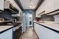706 9830 WHALLEY BOULEVARD - thumbnail 22