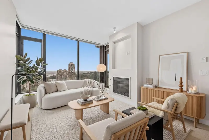 2709 7088 18TH AVENUE - photo 1 of 25