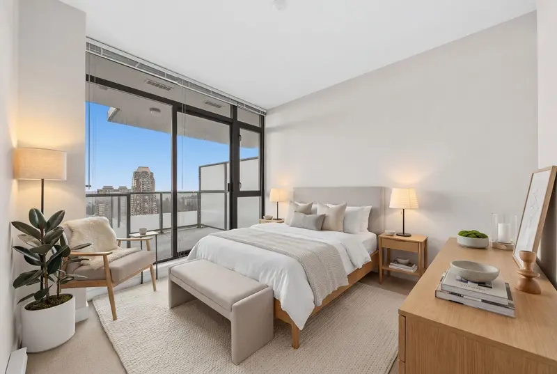 2709 7088 18TH AVENUE - photo 3 of 25