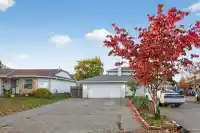 12079 84A AVENUE - thumbnail 4