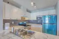 405 13733 74 AVENUE - thumbnail 1