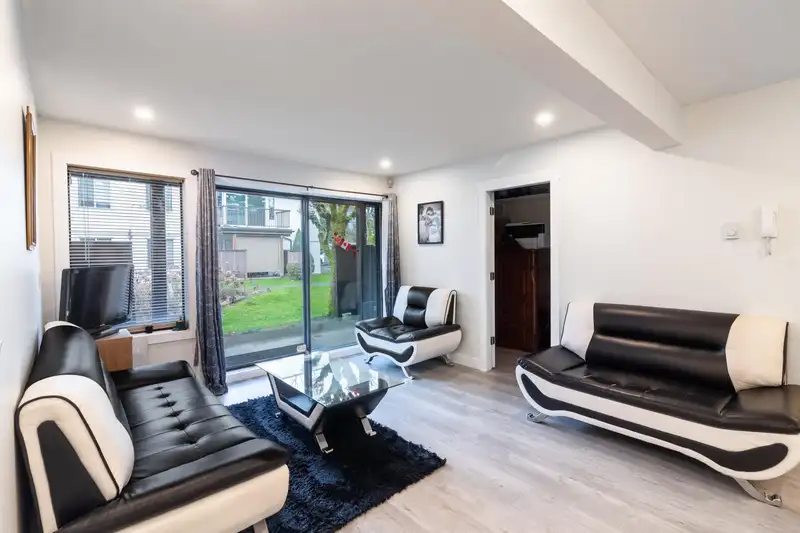 12 7115 134 STREET - photo 2 of 15