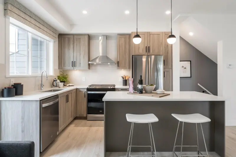 18 8433 203A STREET - photo 2 of 18