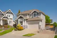 16477 59A AVE AVENUE - thumbnail 2