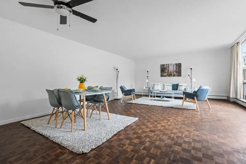 106 4900 CARTIER STREET - photo 3 of 25