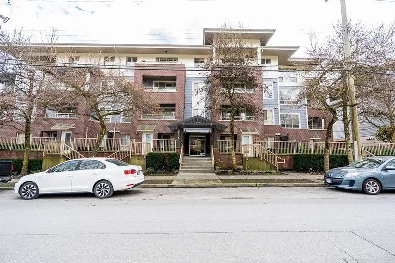 307 2228 WELCHER AVENUE - photo 1 of 25